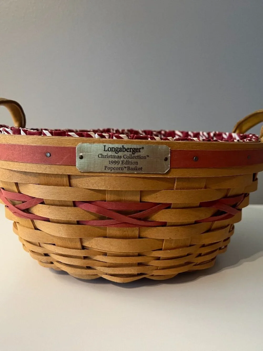 Longaberger – 1999 Edition Christmas Collection Popcorn Basket